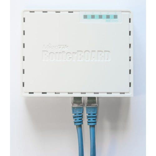 Router MikroTik RB750GR3 hEX 5 puertos Gigabit, USB 2.0