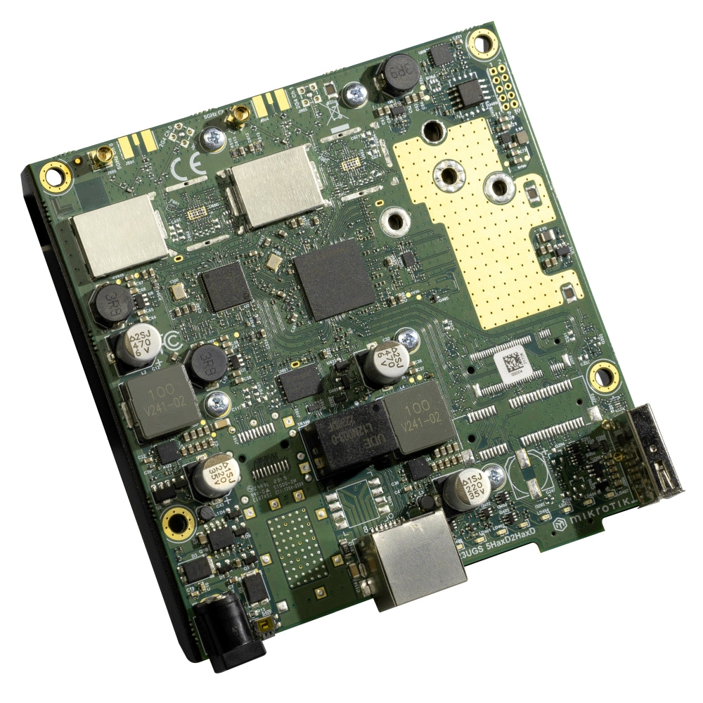 Radio de enlace MikroTik L11UG-5HAXD-US CPE 5 GHz con WiFi 6, Gigabit y PoE